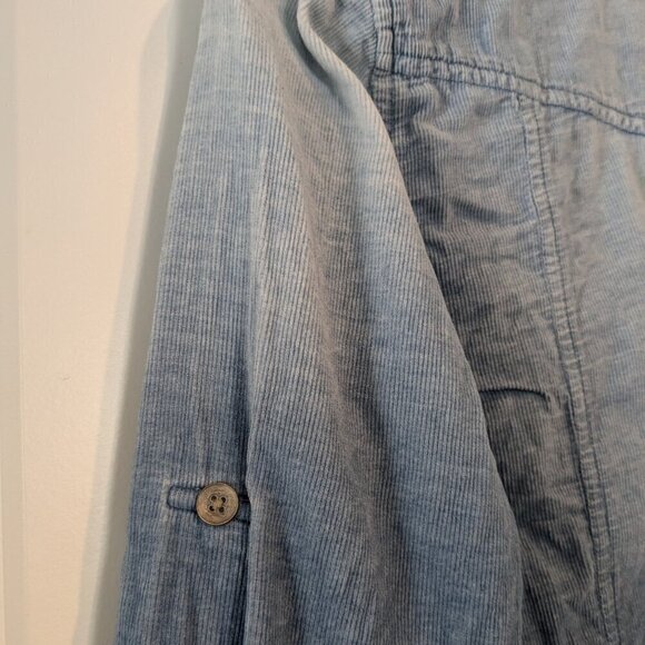 Cloth & Stone Top Women's Small Ombre Blue Corduroy Button-up Raw Hem Roll Tabs - Picture 12 of 16